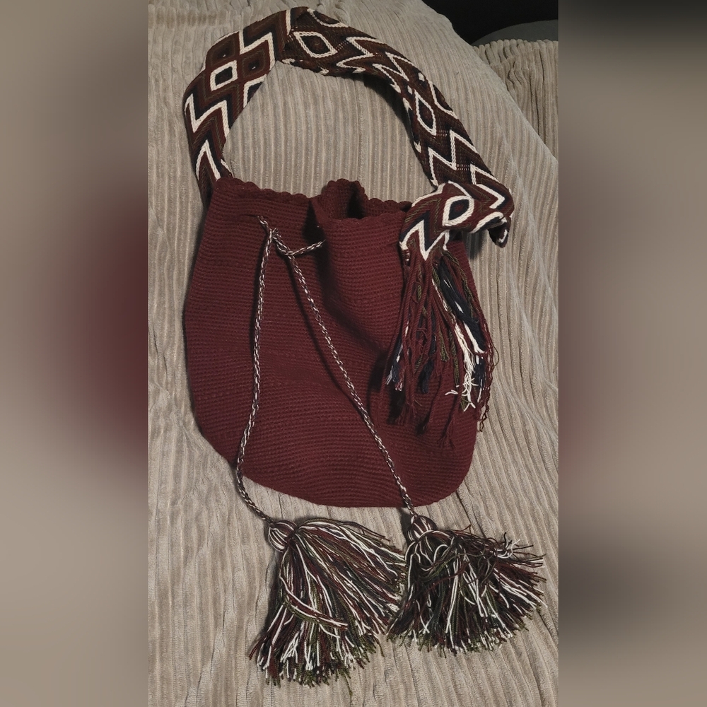 Wayuu Mochla Bag Handwoven By Skilled Wayuu Artisans in La Guajira Columbia